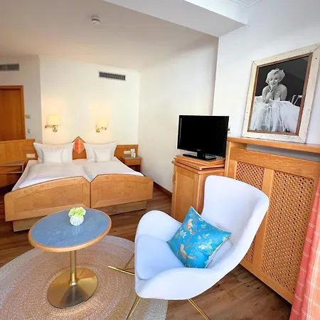 Greifensteiner Hof 4* Βίρτσμπουργκ